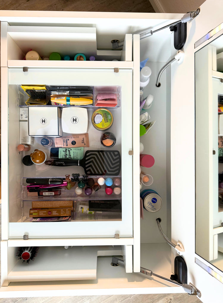 BrandBox Beauty - Dein mobiler Schminktisch mit gepolstertem Sitzhocker