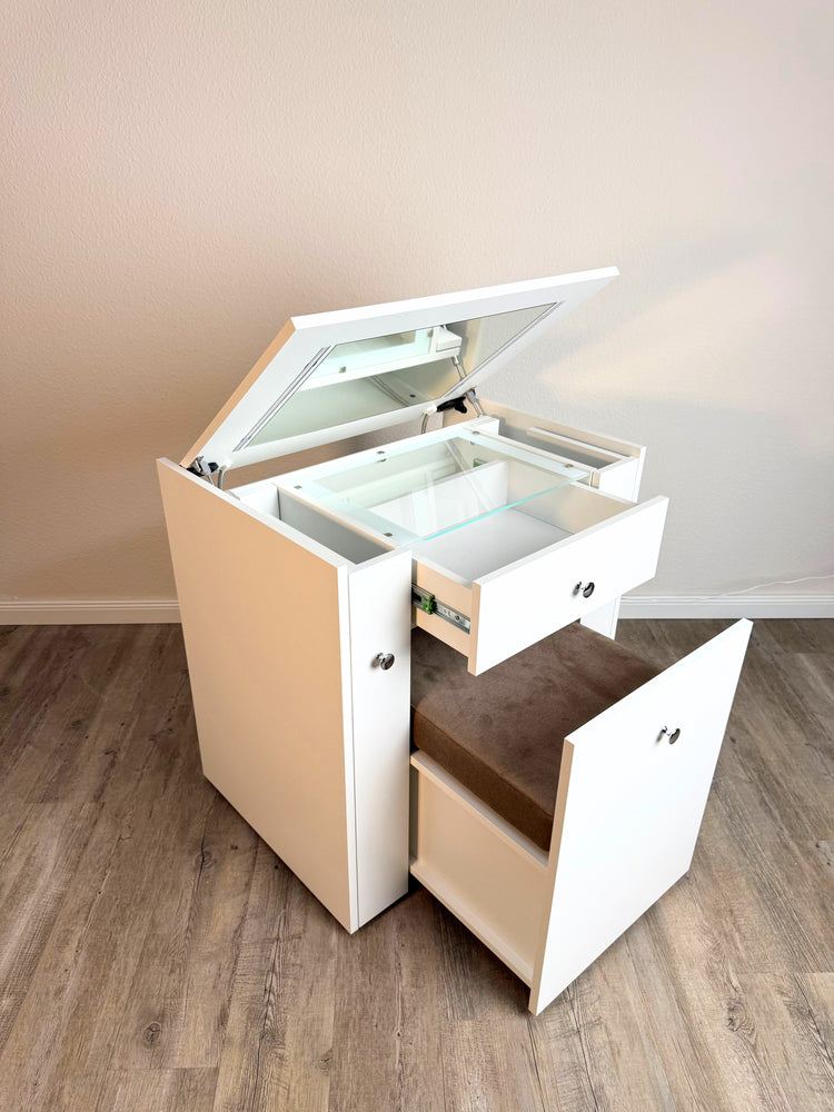 BrandBox Beauty - Dein mobiler Schminktisch mit gepolstertem Sitzhocker