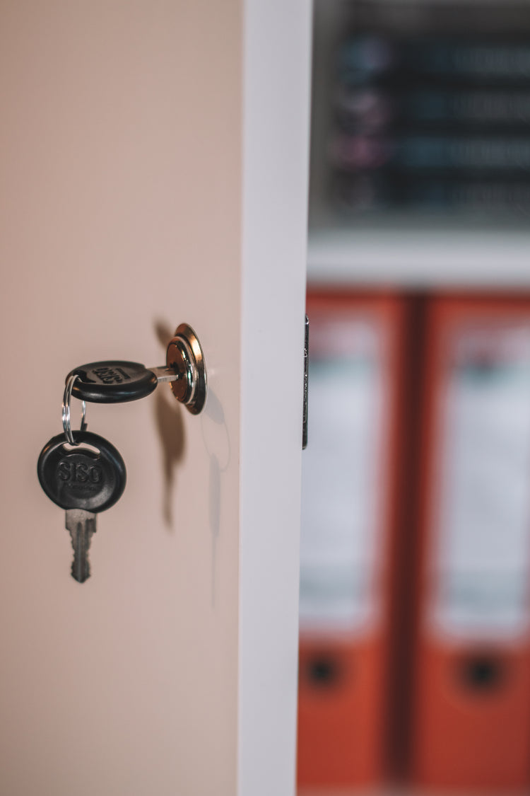 BrandBox OFFICE - Home Office - Dein Büroschrank - The Brand Box Handel & Vertrieb GmbH