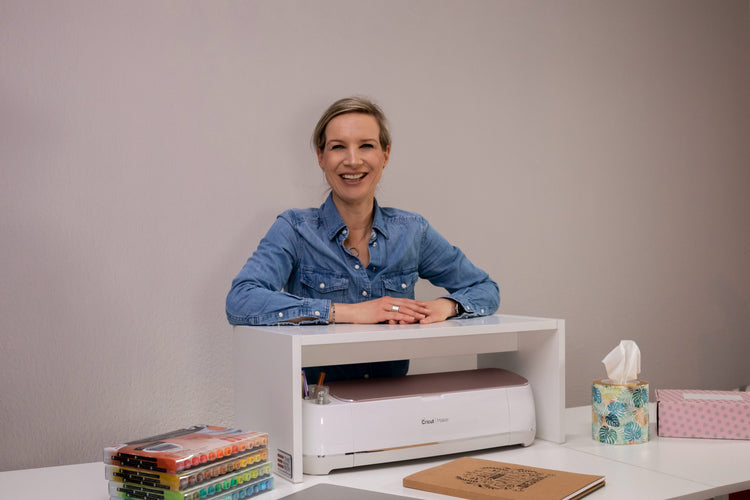 BrandBox Podium - Tischregal - The Brand Box Handel & Vertrieb GmbH