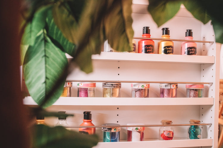 BrandBox MAXI DESK - Erhöhter Bastelschreibtisch - The Brand Box Handel & Vertrieb GmbH