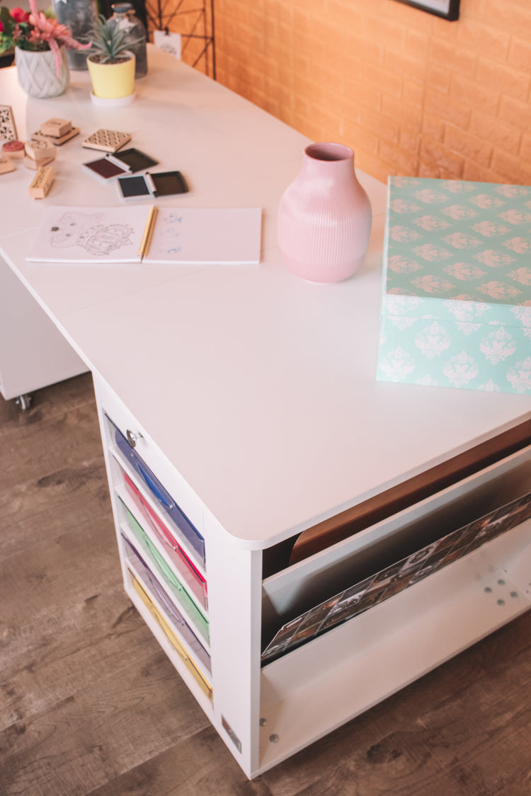 BrandBox DESK - Bastelschreibtisch - The Brand Box Handel & Vertrieb GmbH